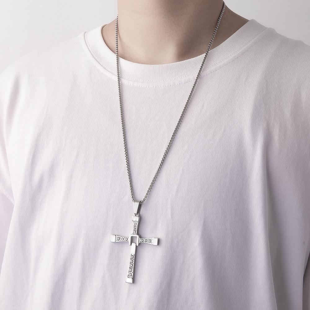 Colier Cruce XL Stil Urban