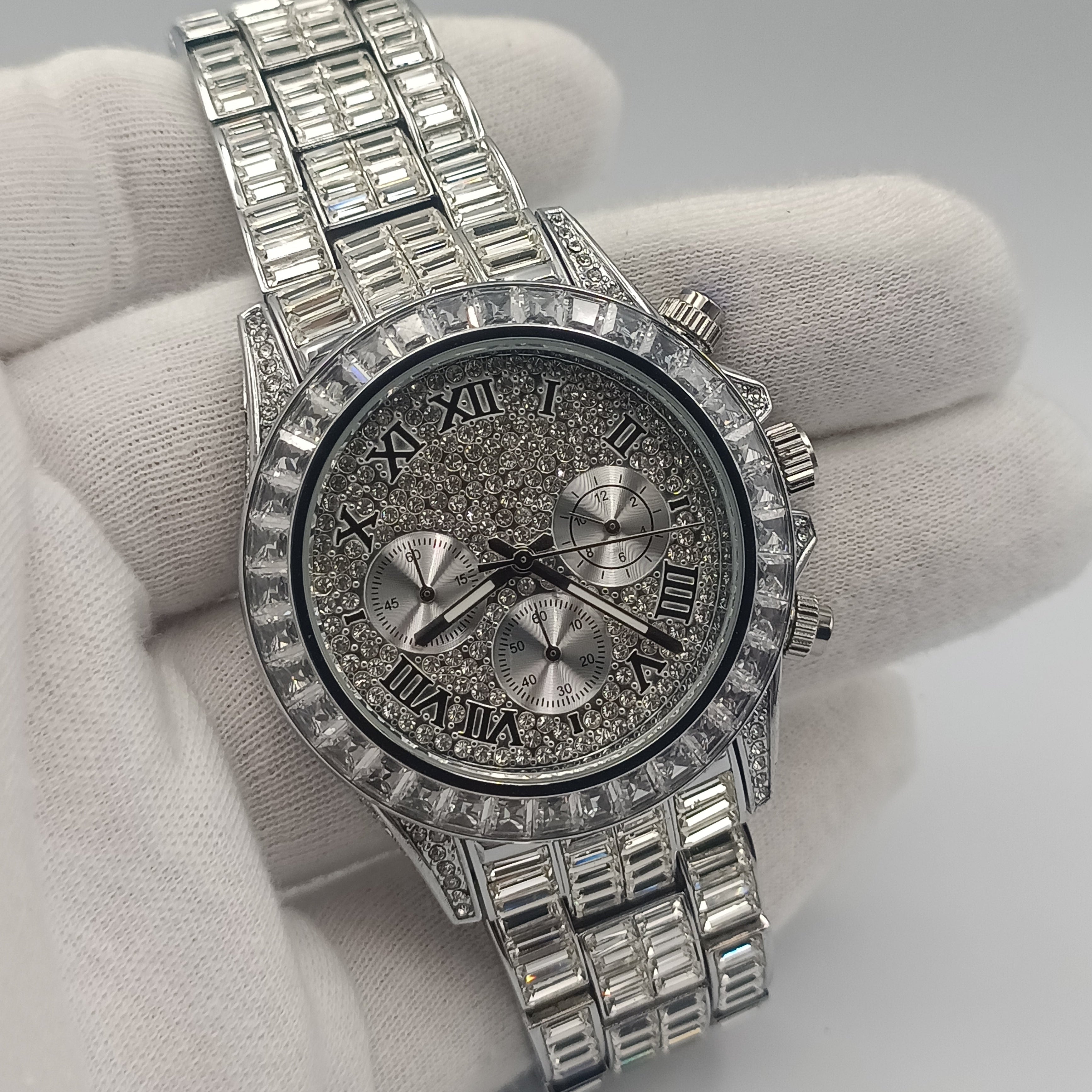 Ceas Crystal Radiance