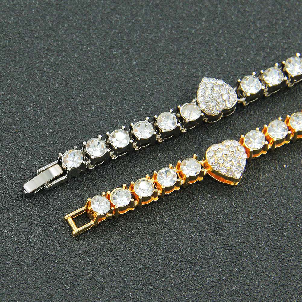 Colier Crystal Hearts Argintiu