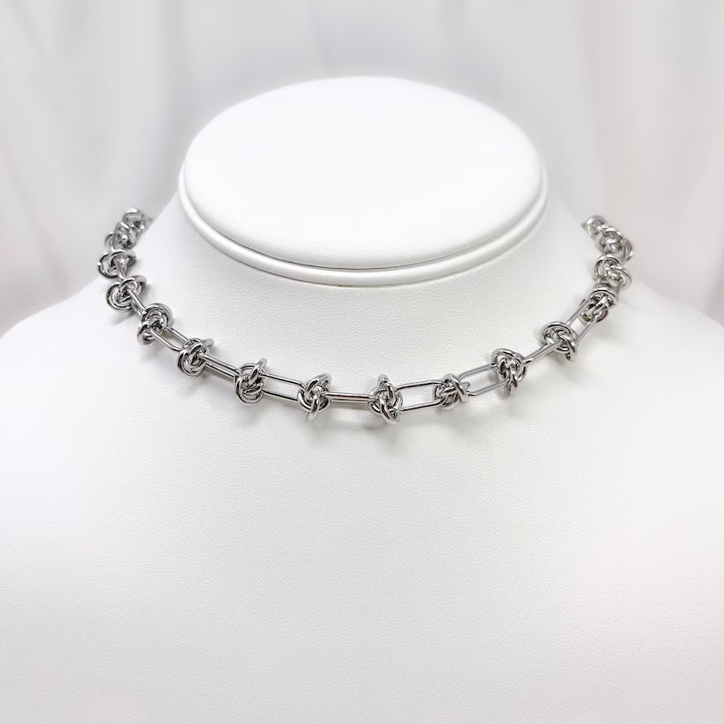 Colier Nexus Argintiu